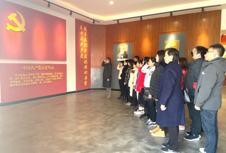 说明: http://www.zscollege.com/__local/3/F8/8F/43798303BEB1D8C9059DB620661_546BF5DF_3B1D6.jpg